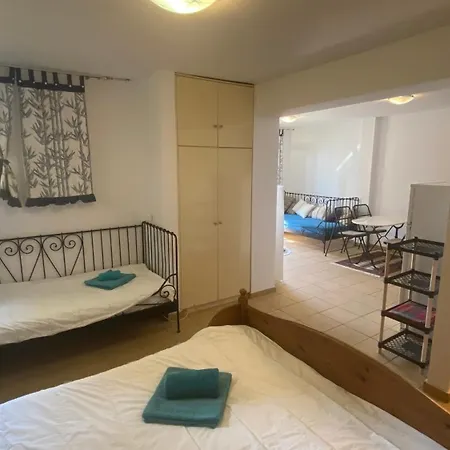 Olive Apartament *
